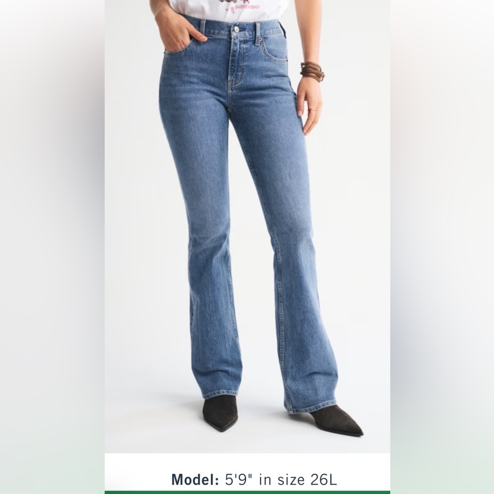 Abercrombie & Fitch Women’s Mid Rise Bootcut Jeans Size 29 X-Short New! HP